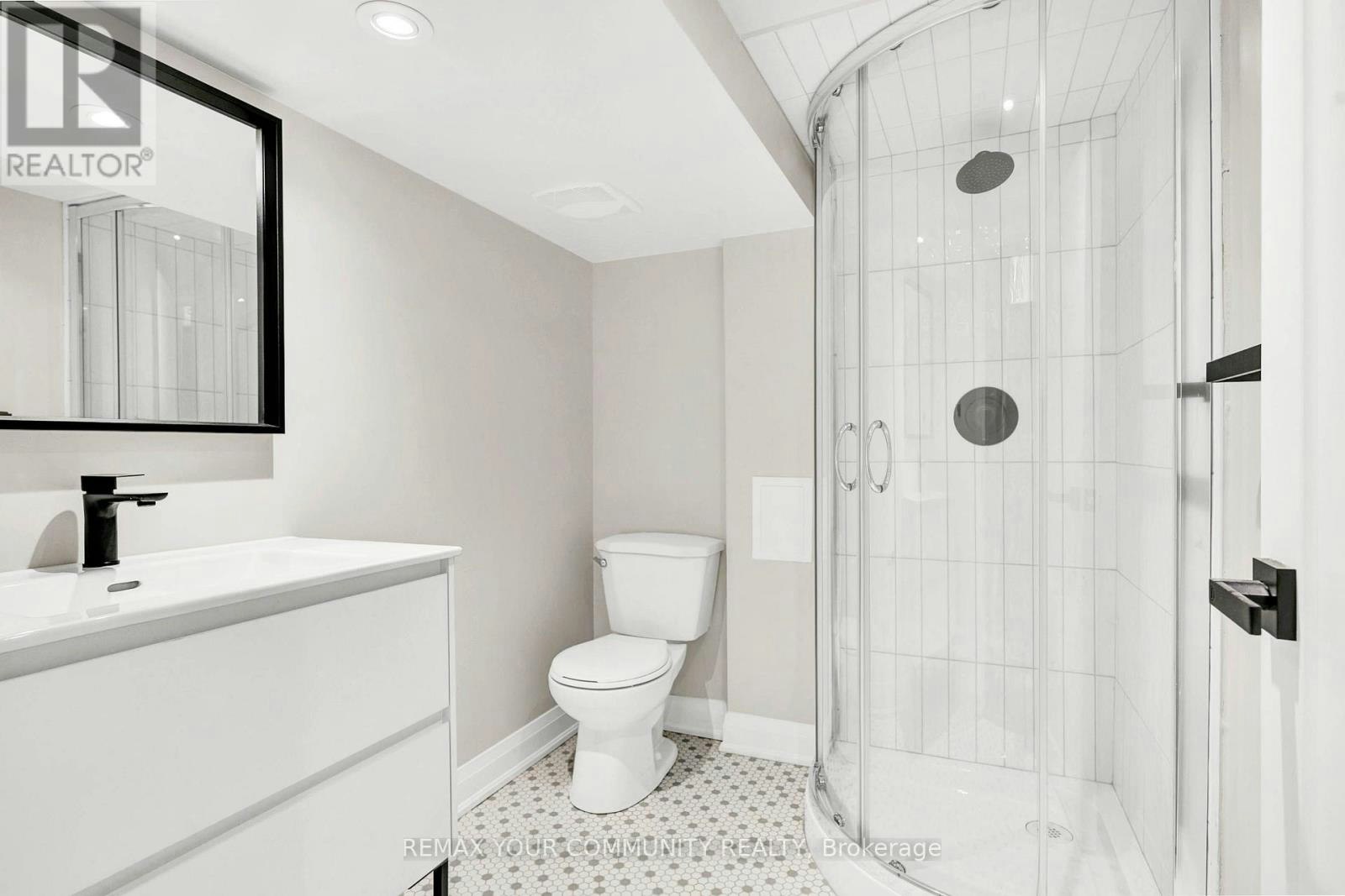 137 Clarence Street, Vaughan, ON, L4L 1L4 - 29