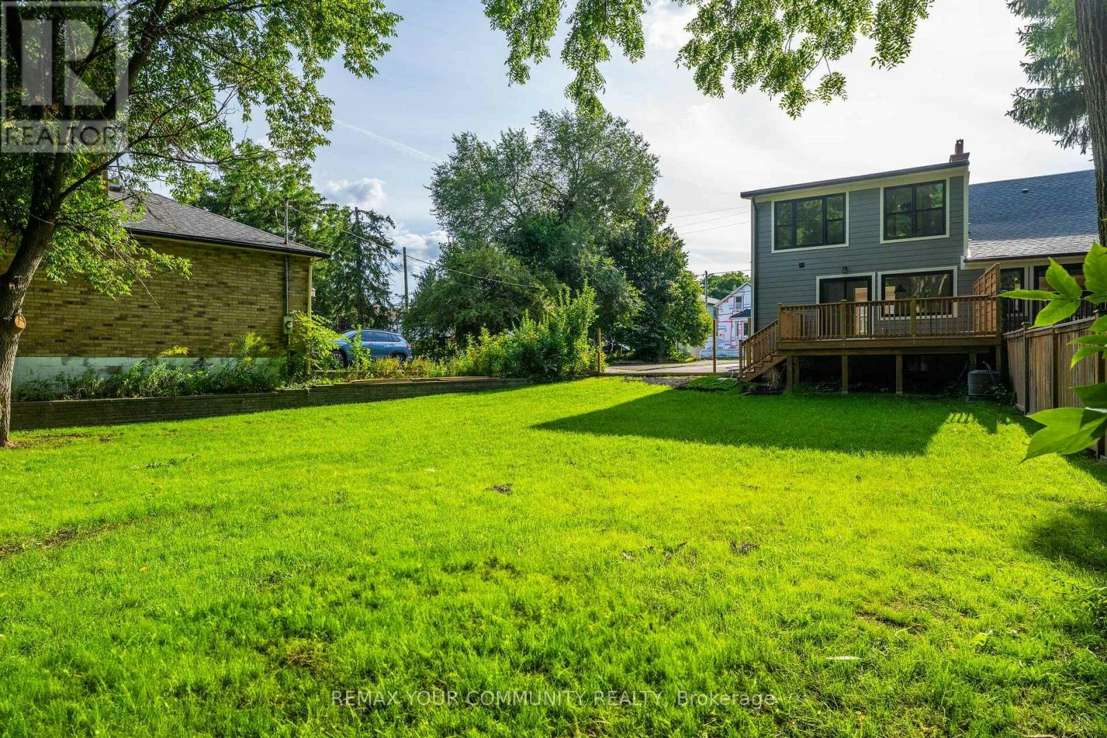 137 Clarence Street, Vaughan, ON, L4L 1L4 - 31