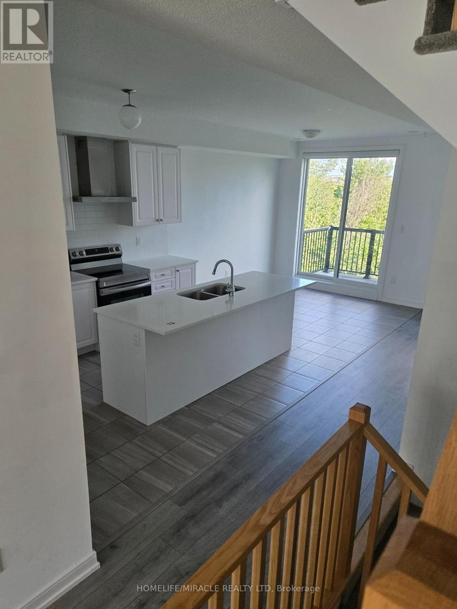 52 Blue Forest Crescent, Barrie, ON, L9J 0N3 - 7