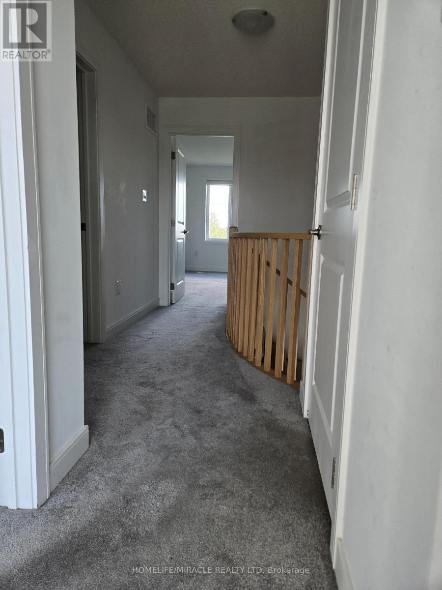 52 Blue Forest Crescent, Barrie, ON, L9J 0N3 - 4
