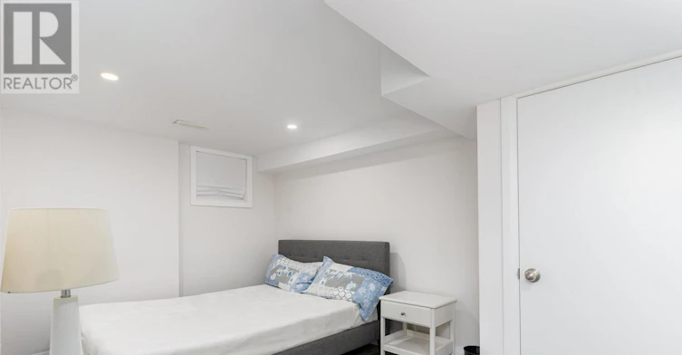 LOWER-329 Runnymede Road, Toronto, ON, M6S 2Y5 - 10