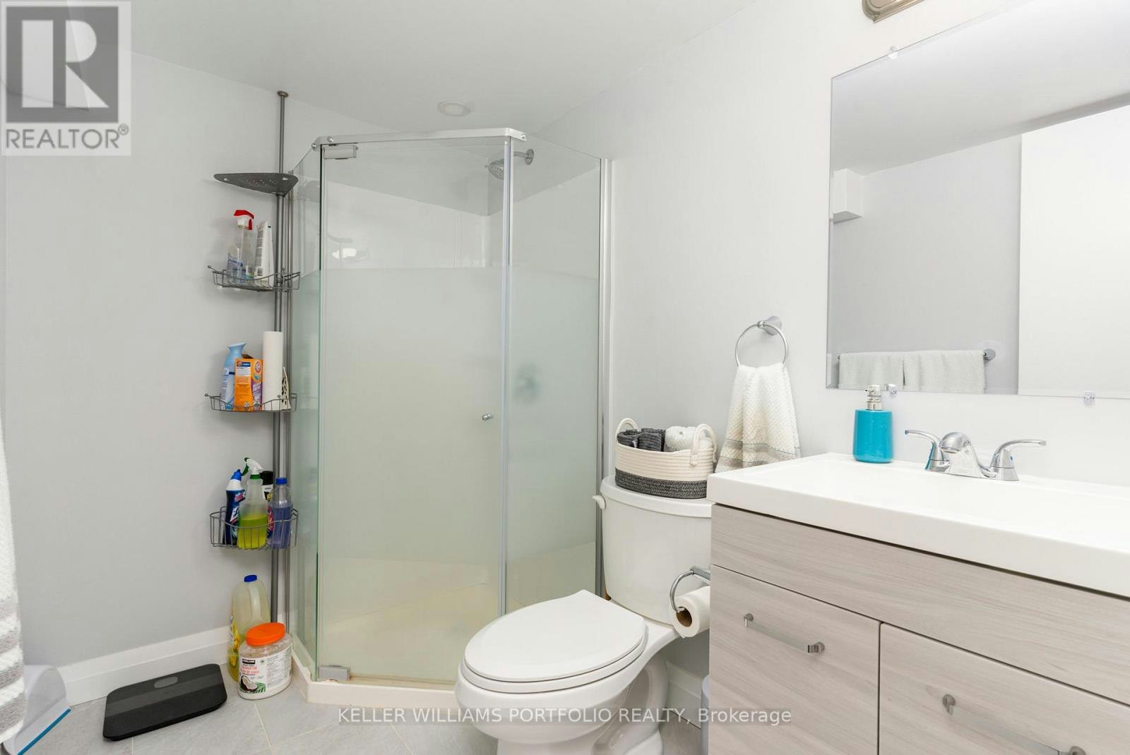 LOWER-329 Runnymede Road, Toronto, ON, M6S 2Y5 - 11