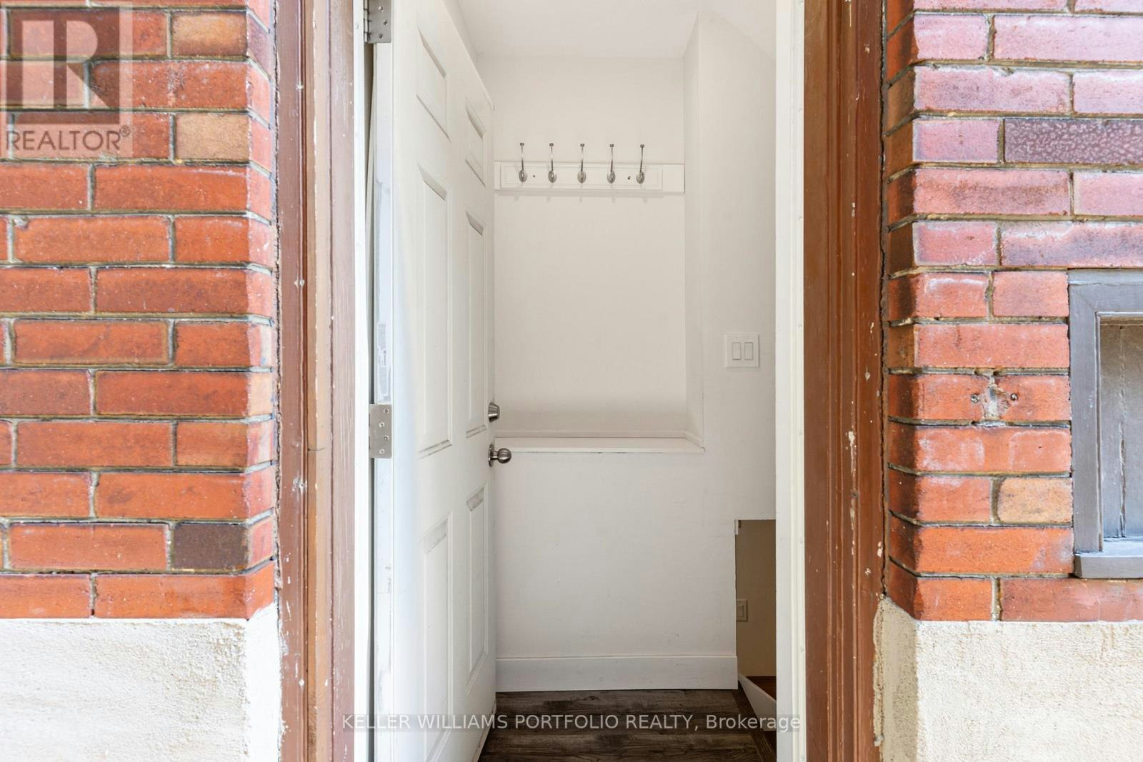 LOWER-329 Runnymede Road, Toronto, ON, M6S 2Y5 - 13