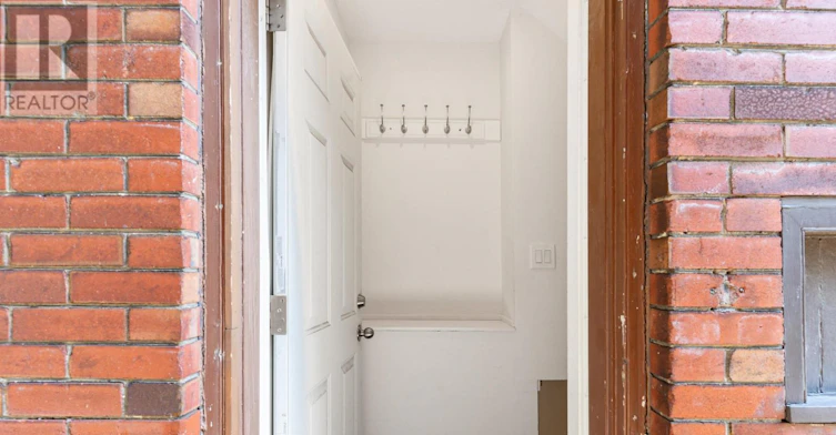 LOWER-329 Runnymede Road, Toronto, ON, M6S 2Y5 - 13