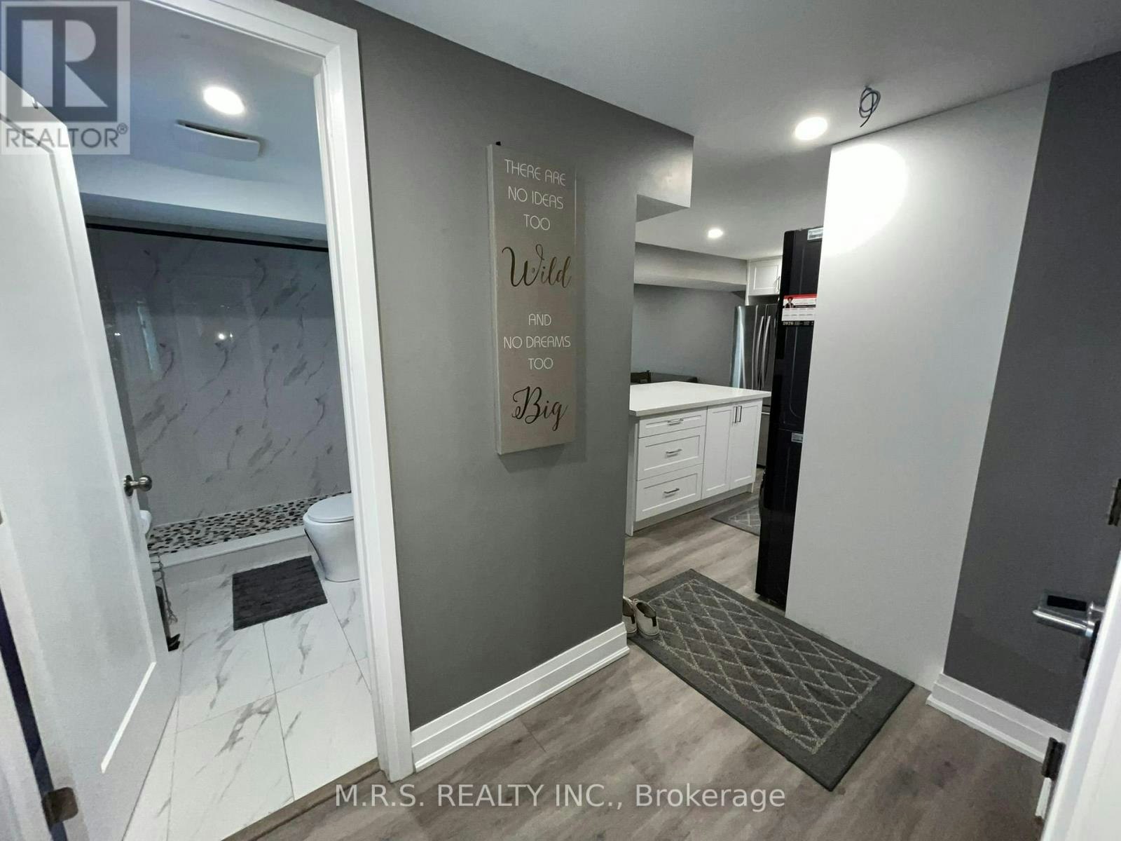 2-26 Hillcrest Avenue, Brampton, ON, L6W 1Y8 - 3