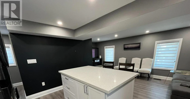 2-26 Hillcrest Avenue, Brampton, ON, L6W 1Y8