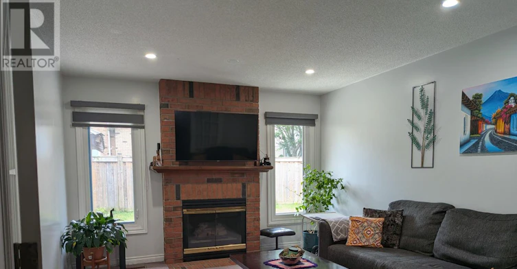 UPPER-45 Caswell Drive, Hamilton, ON, L9C 7N3 - 6