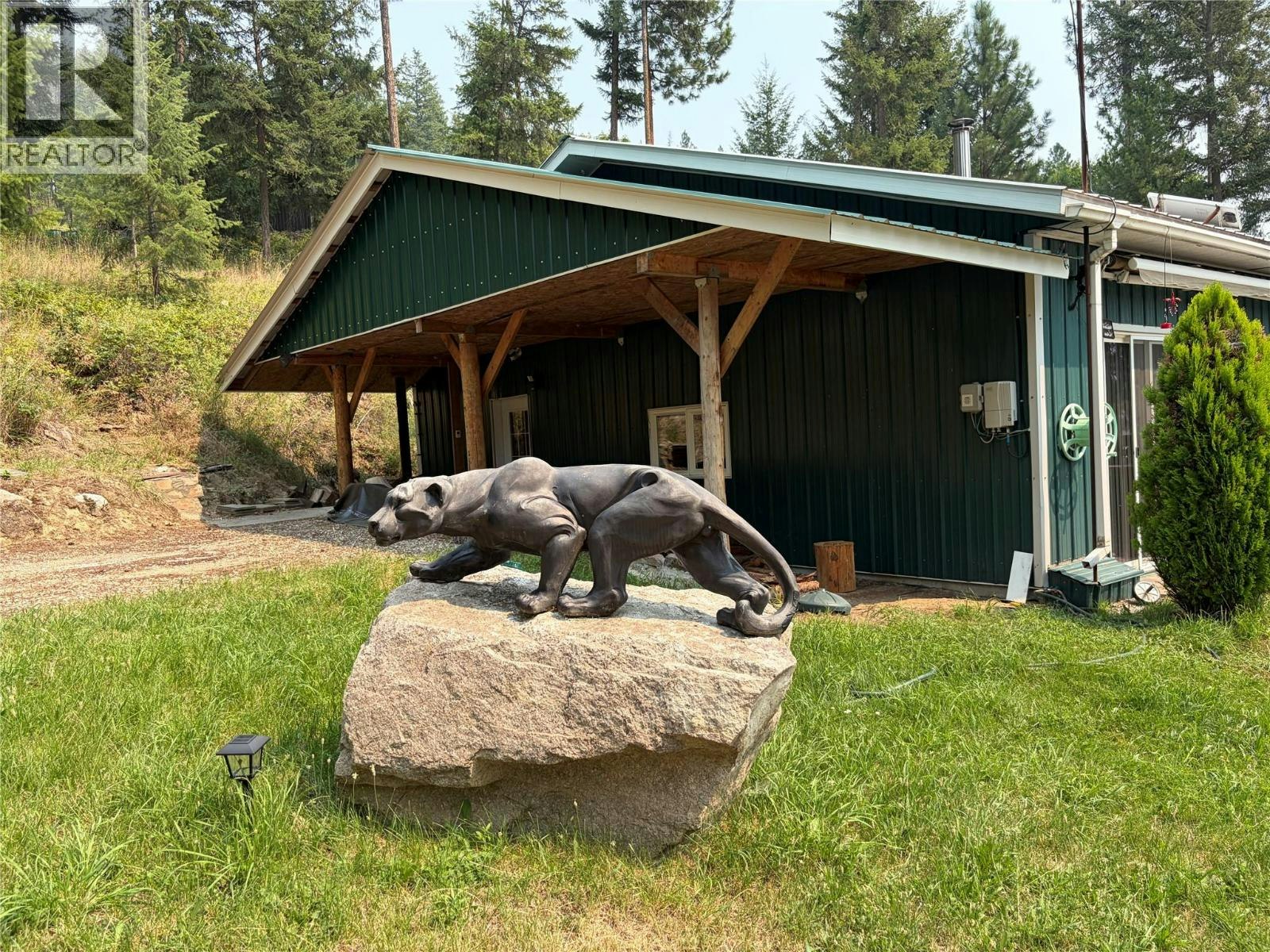7465 Broadwater Road, Castlegar, BC, V1N 4V8