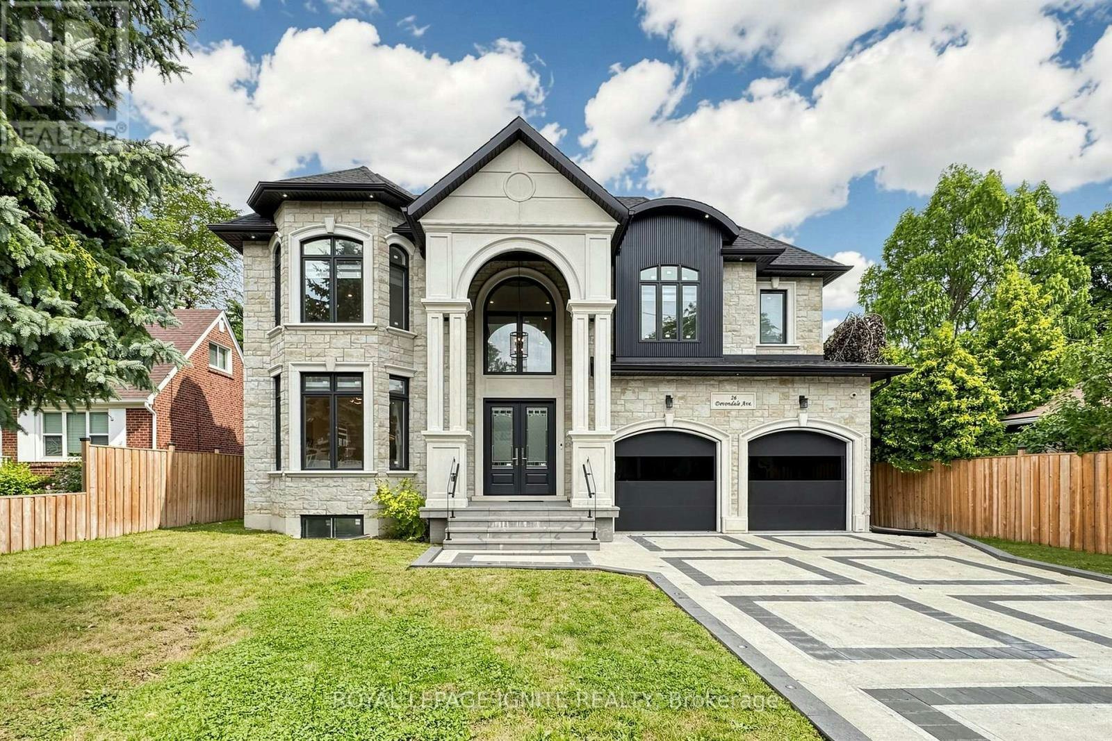 26 Devondale Avenue, Toronto, ON, M2R 2E2