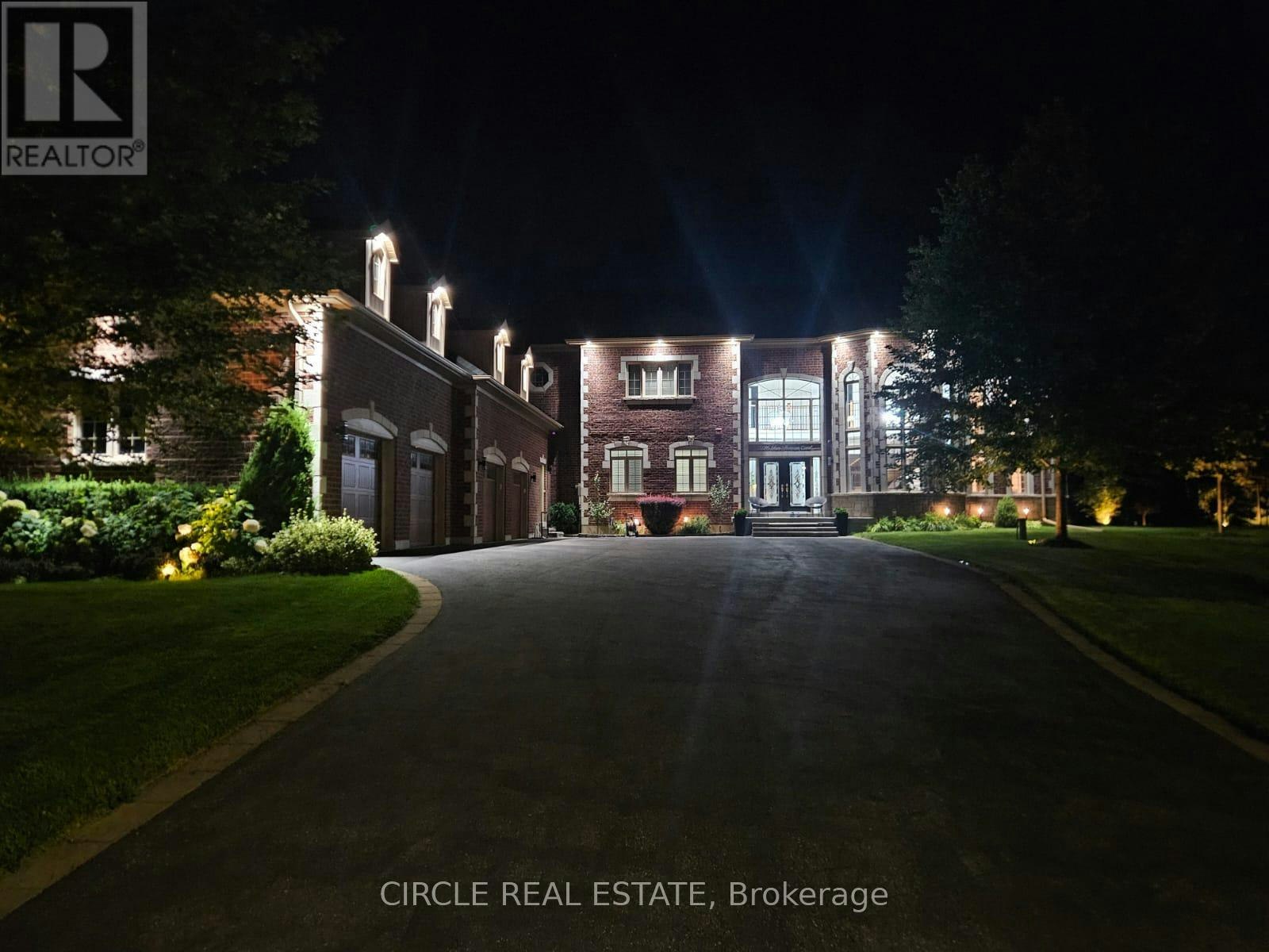 5126 Tom Thomson Court, Pickering, ON, L1Y 0A1