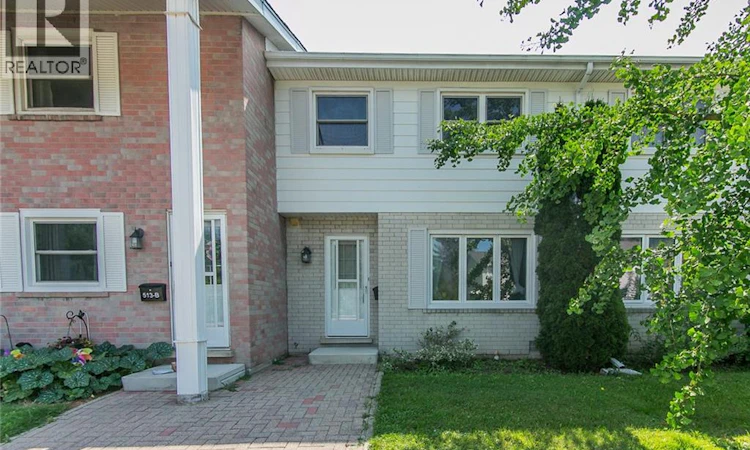 C-513 Weber Street N