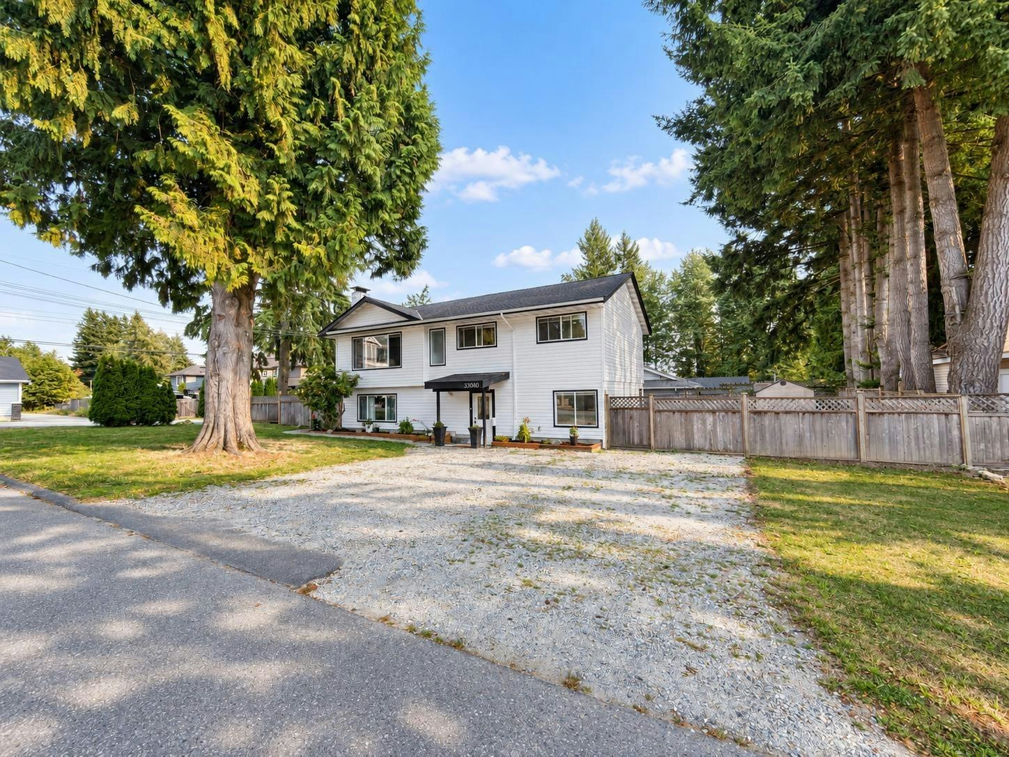 33040 Arbutus Avenue, Mission, BC, V2V 2R8