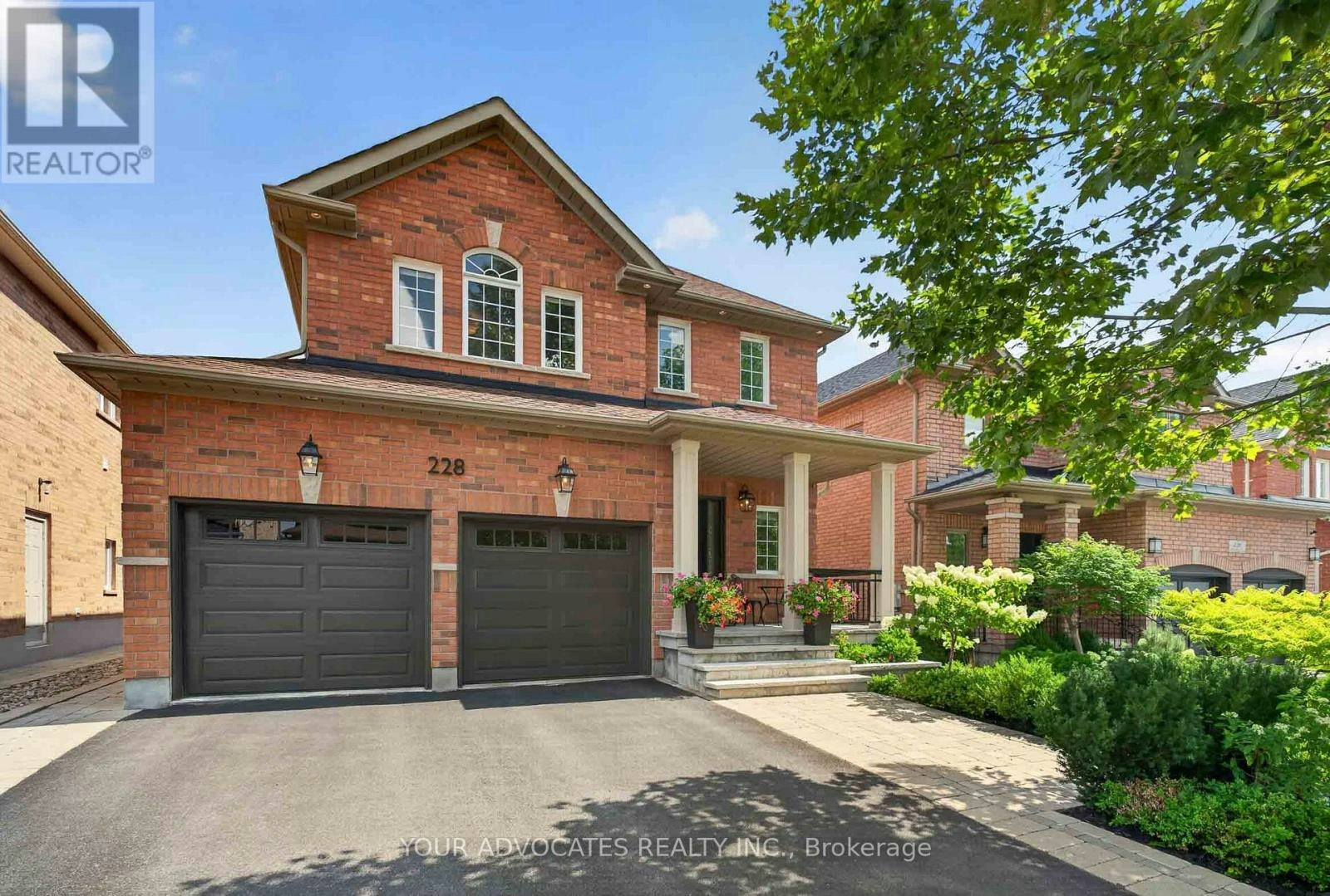 228 Twin Hills Acres, Vaughan, ON, L4H 0H4