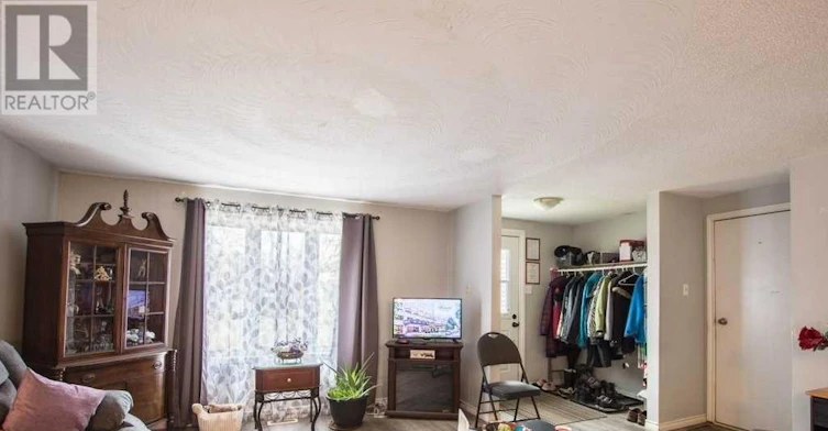 ROOM 1U-170 Hickling Trail, Barrie, ON, L4M 5T8 - 2