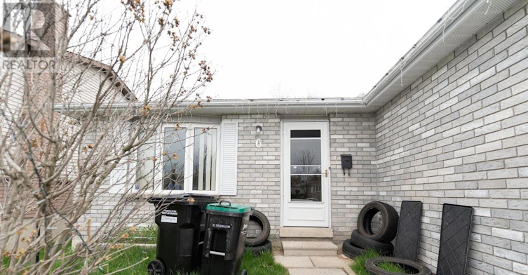 6 Hickling Trail, Barrie, ON, L4M 5V7 - 4