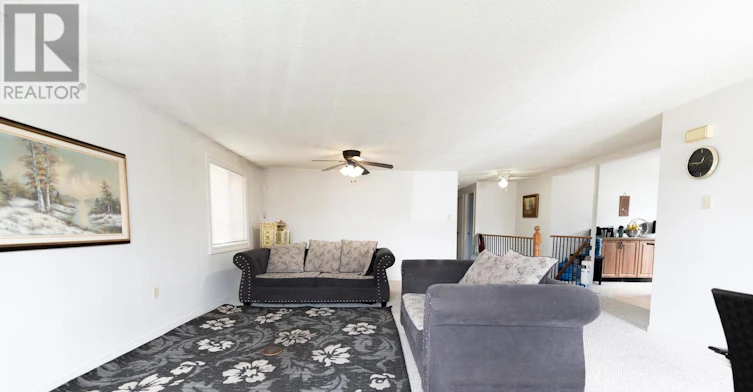 6 Hickling Trail, Barrie, ON, L4M 5V7 - 5