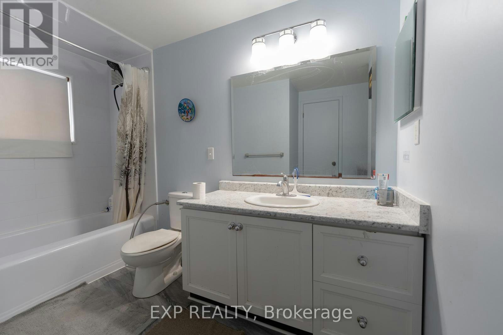 6 Hickling Trail, Barrie, ON, L4M 5V7 - 15