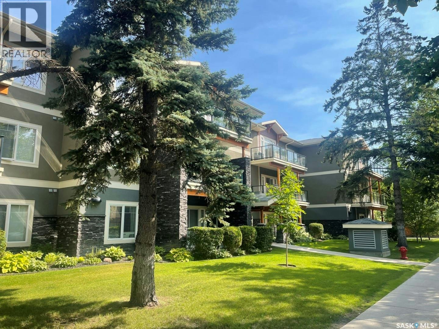 305-721 8th Street E, Saskatoon, SK, S7H 0R4
