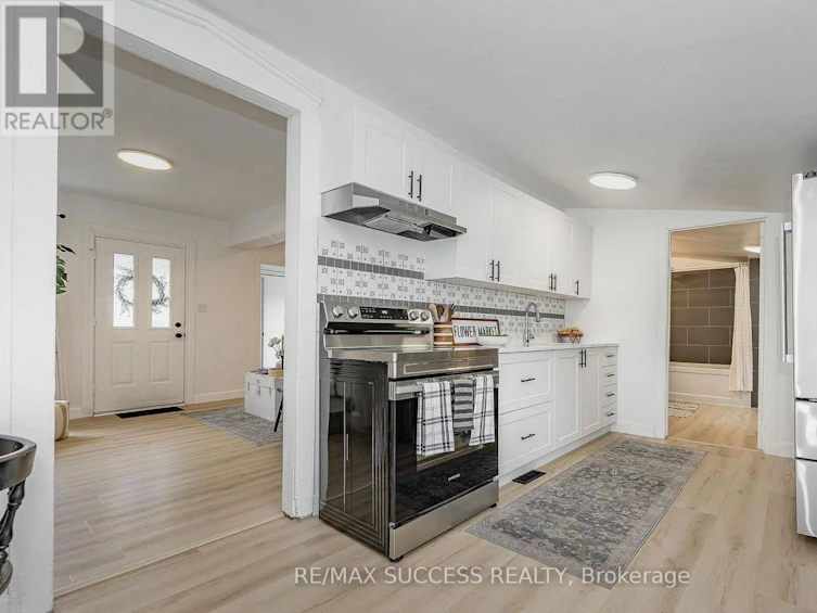 17 Dover Street, Woodstock, ON, N4S 3L7 - 11