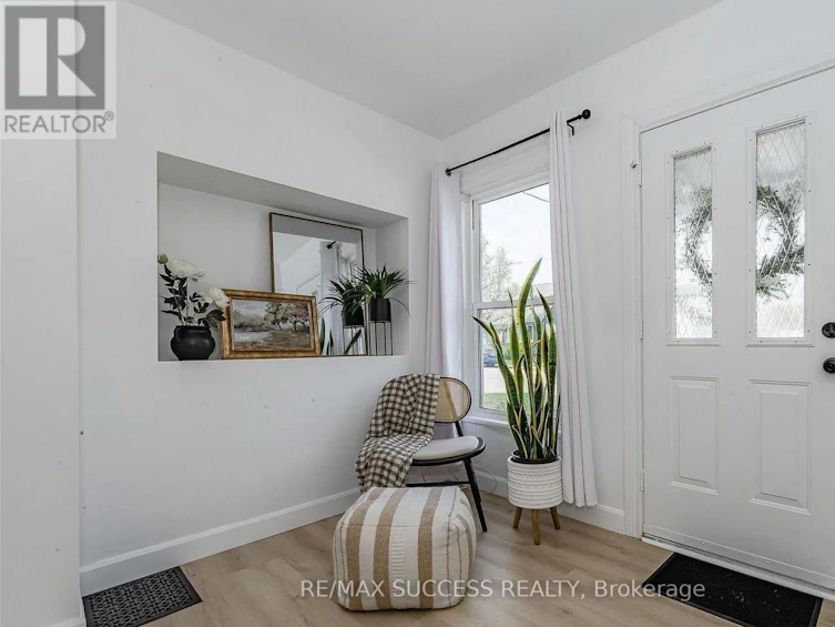 17 Dover Street, Woodstock, ON, N4S 3L7 - 4