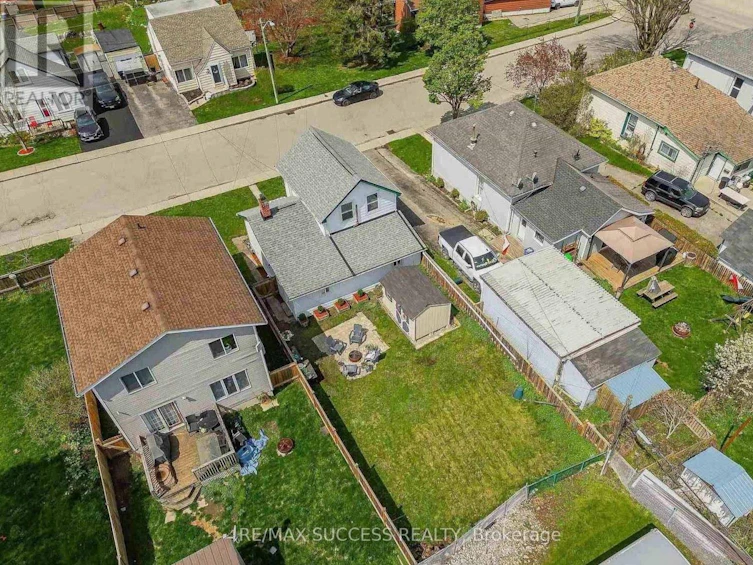 17 Dover Street, Woodstock, ON, N4S 3L7 - 31