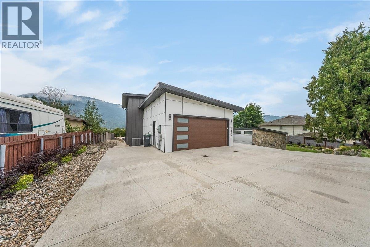 3429 8th Avenue, Castlegar, BC, V1N 4L1 - 59