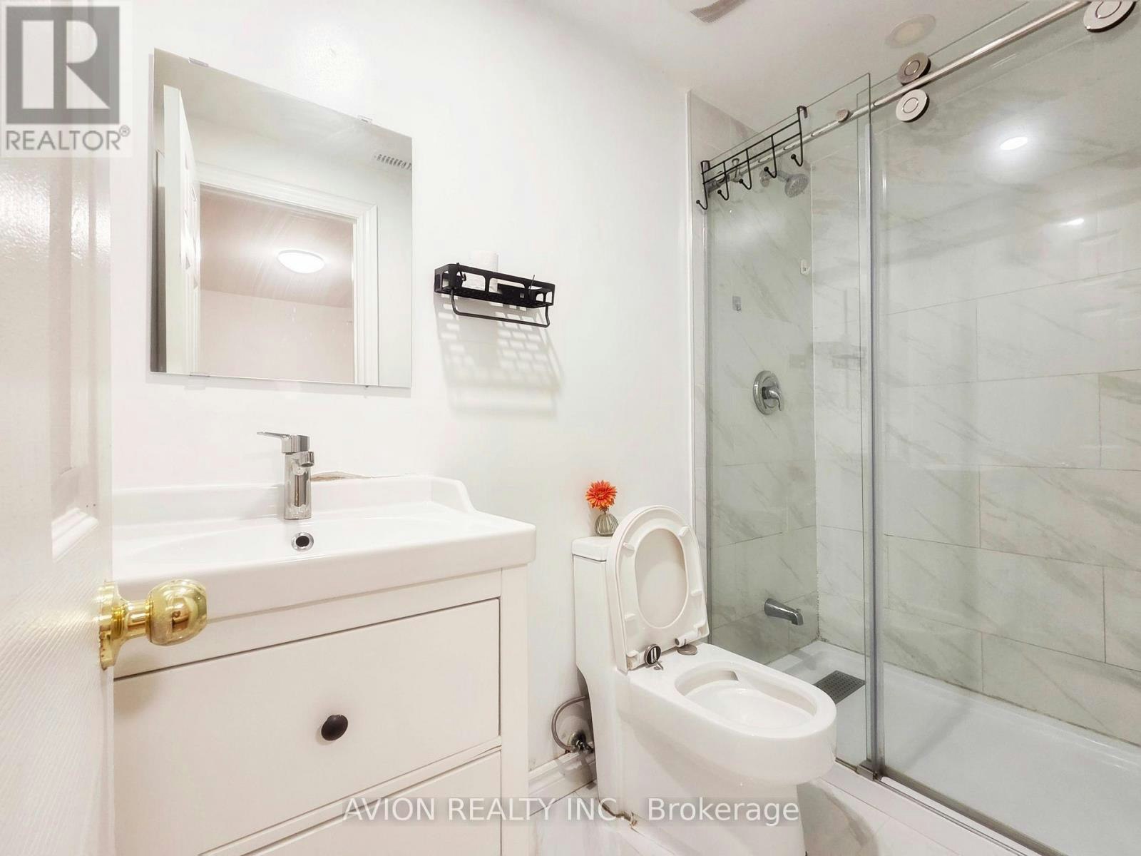 BSMT-55 Central Park Drive, Markham, ON, L3P 7E4 - 5