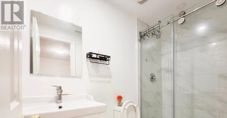 BSMT-55 Central Park Drive, Markham, ON, L3P 7E4 - 5
