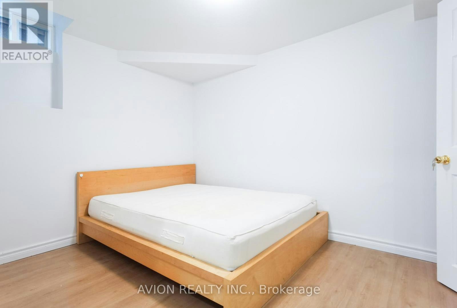 BSMT-55 Central Park Drive, Markham, ON, L3P 7E4 - 4