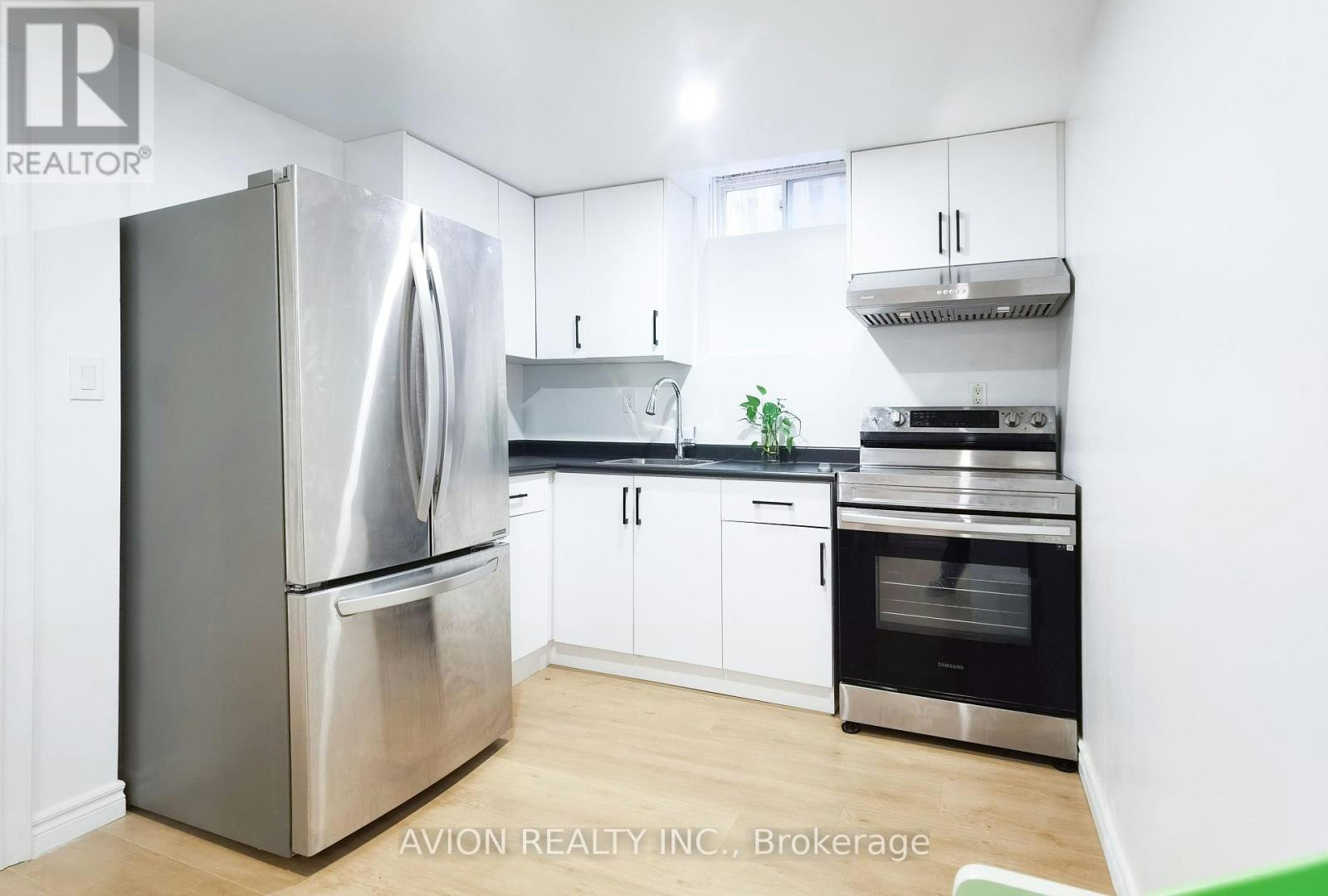 BSMT-55 Central Park Drive, Markham, ON, L3P 7E4 - 2