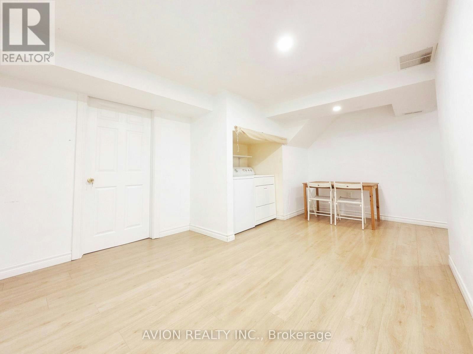 BSMT-55 Central Park Drive, Markham, ON, L3P 7E4 - 3