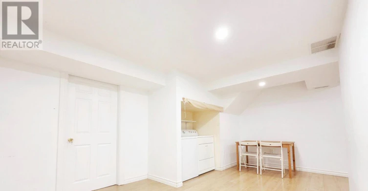 BSMT-55 Central Park Drive, Markham, ON, L3P 7E4 - 3