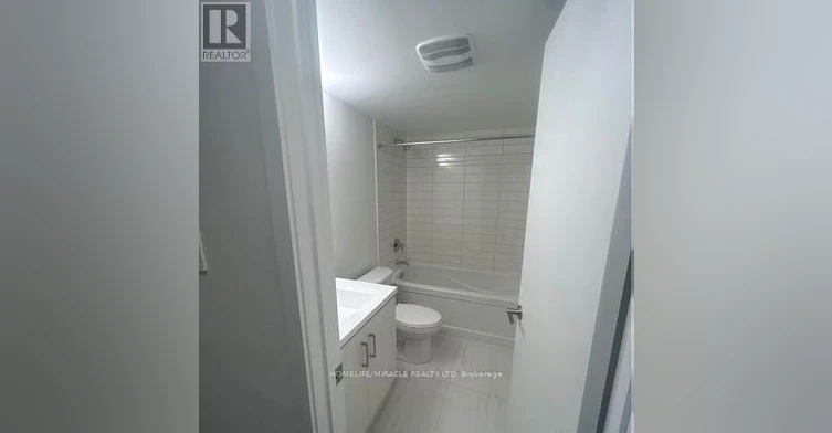 81-39 Honeycrisp Crescent, Vaughan, ON, L4K 0N6 - 4