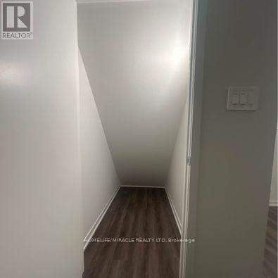 81-39 Honeycrisp Crescent, Vaughan, ON, L4K 0N6 - 8