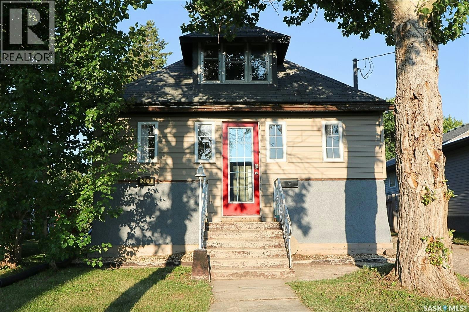 209 Myrtle Avenue, Yorkton, SK, S3N 1R3