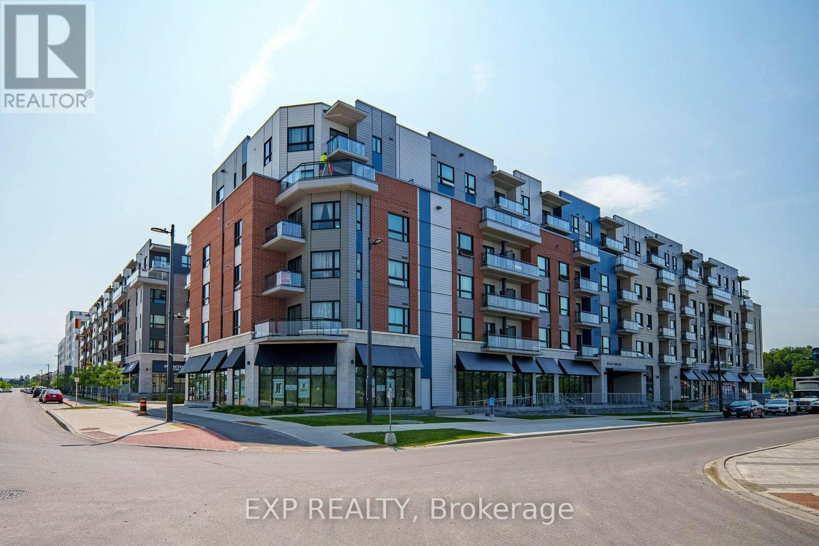 202-397 Codds Road, Ottawa, ON, K1K 5C7