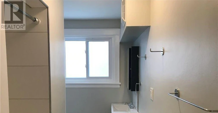 383 Richmond Road, Ottawa, ON, K2A 0E7 - 8