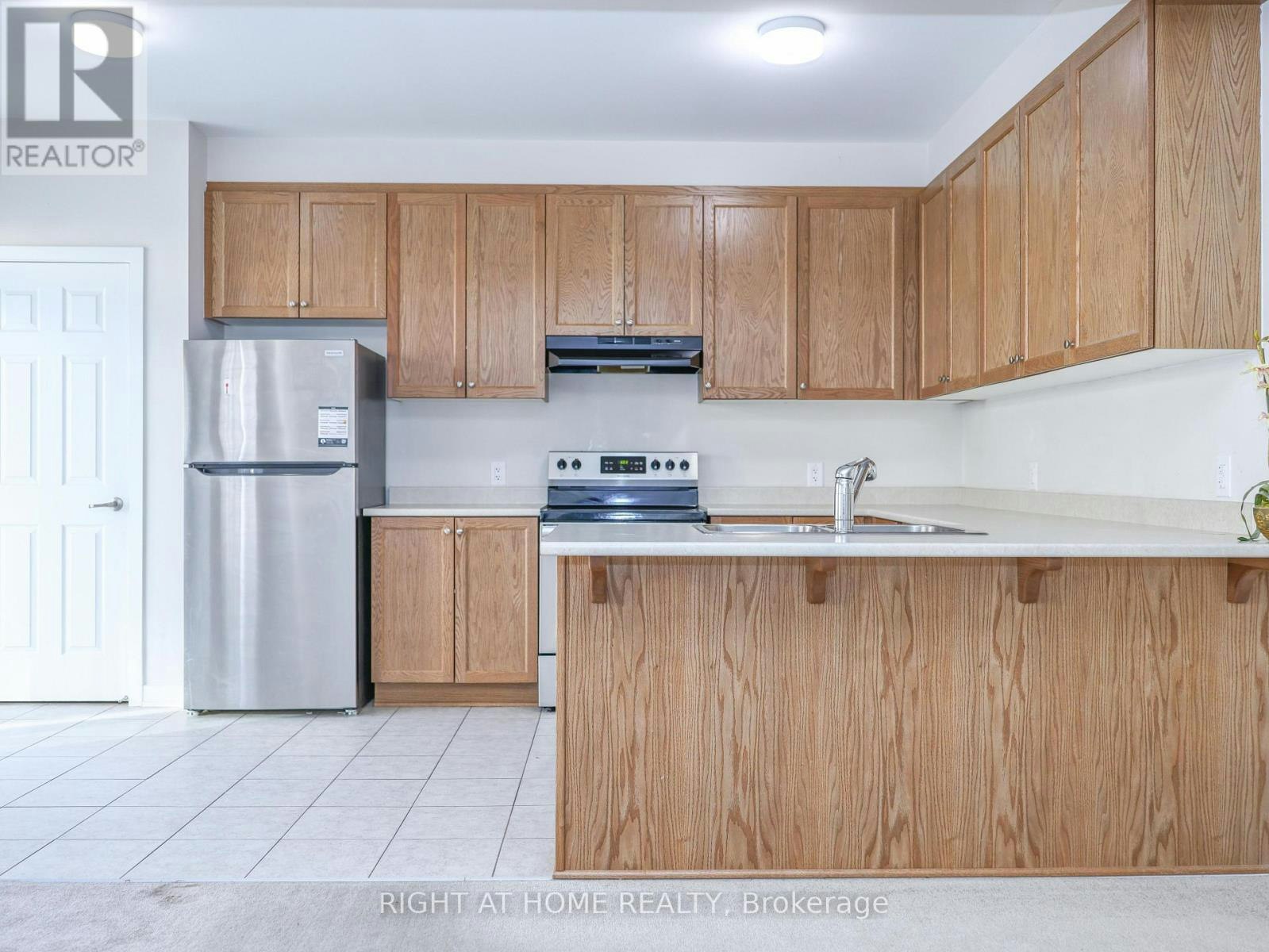 618 Allied Mews E, Ottawa, ON, K2S 3A2 - 6