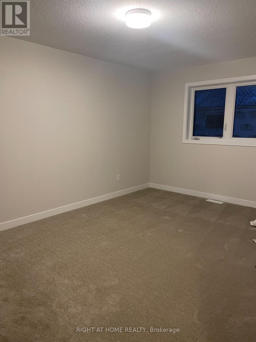618 Allied Mews E, Ottawa, ON, K2S 3A2 - 4