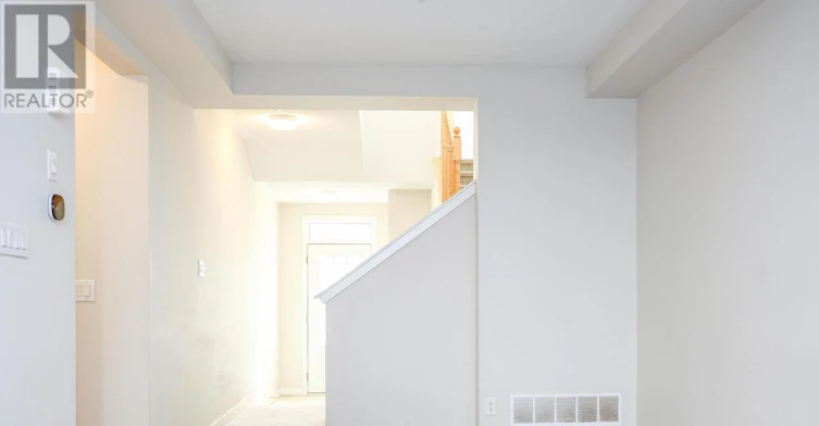 618 Allied Mews E, Ottawa, ON, K2S 3A2 - 2
