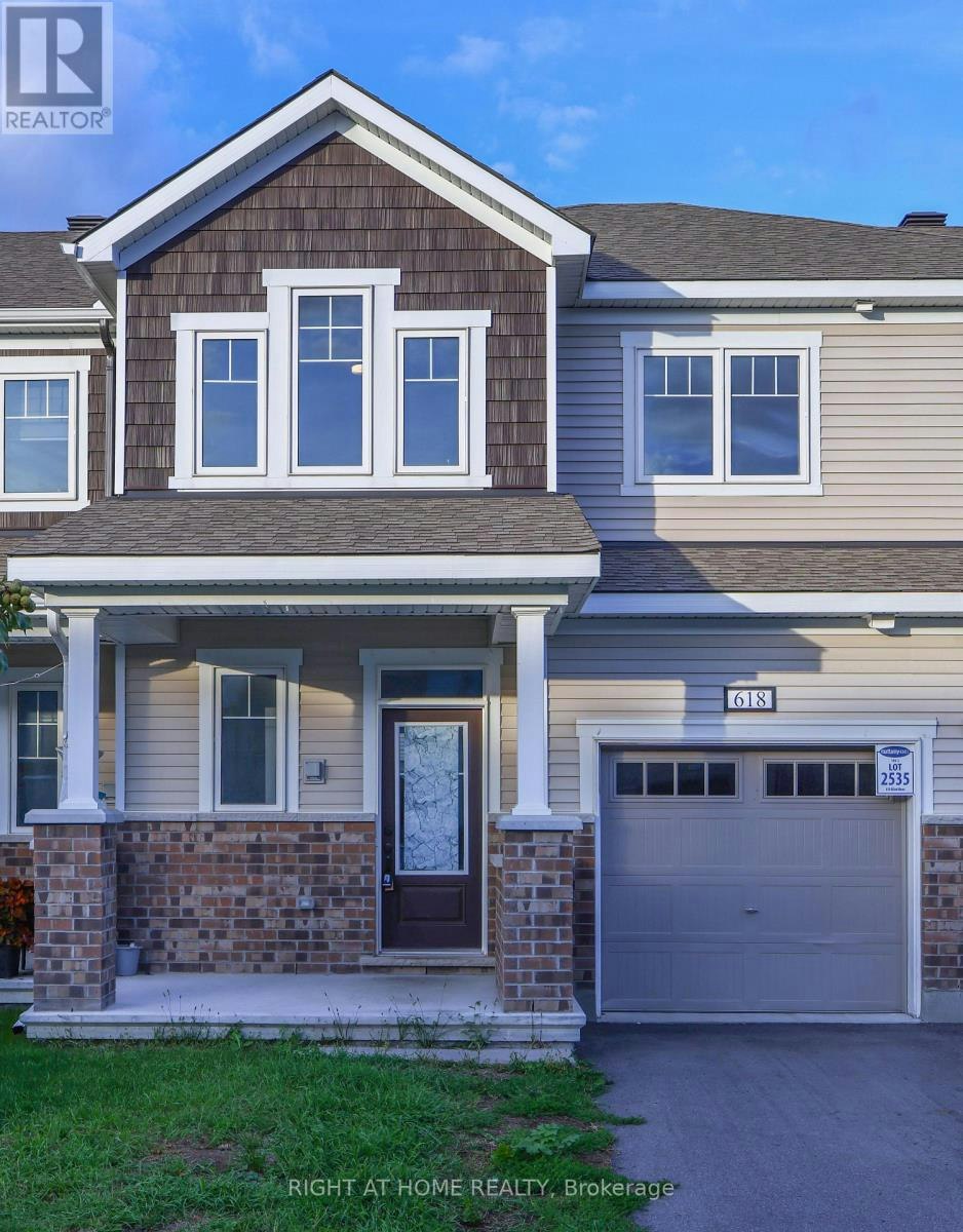 618 Allied Mews E, Ottawa, ON, K2S 3A2