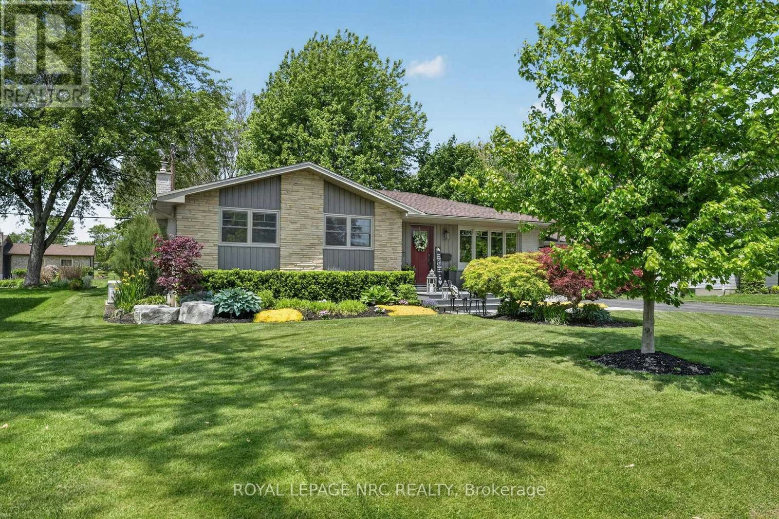787 Grandview Road, Fort Erie, ON, L2A 4V6