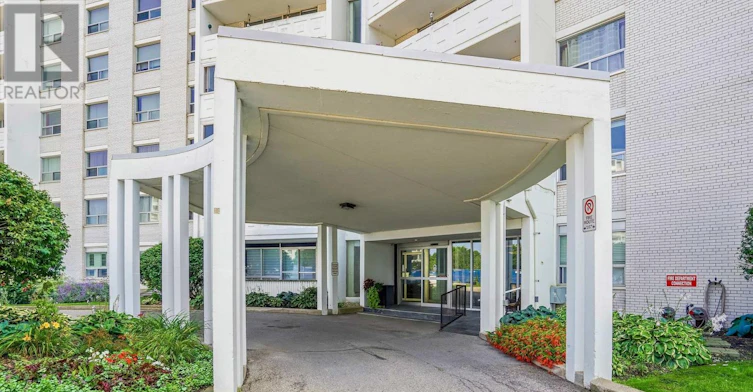 102-35 Towering Heights Boulevard, St. Catharines, ON, L2T 3G8 - 2