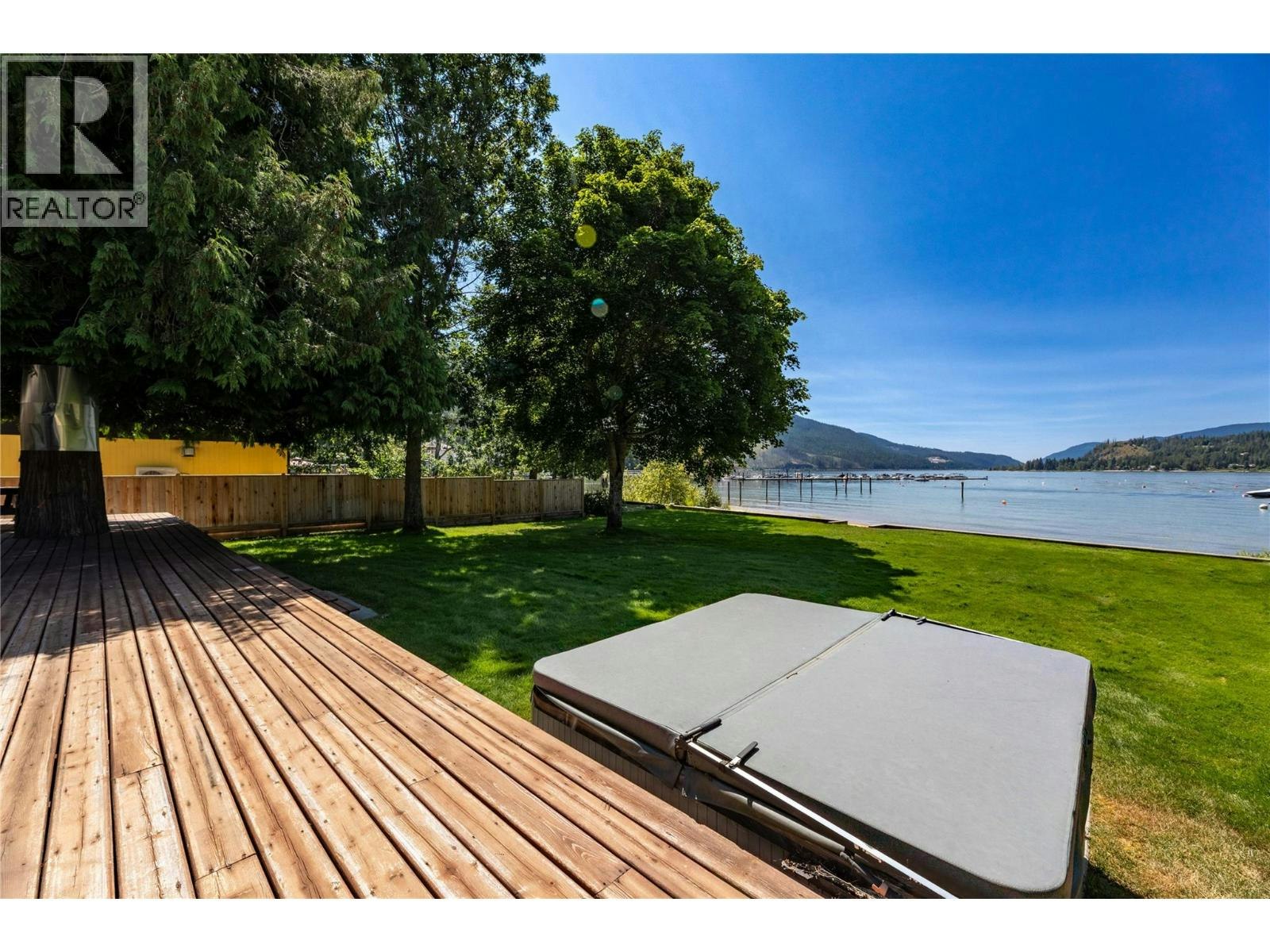 413 97a Highway, Sicamous, BC, V0E 2V1