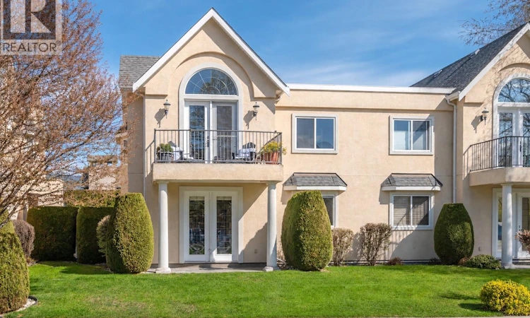 102-1065 Churchill Avenue