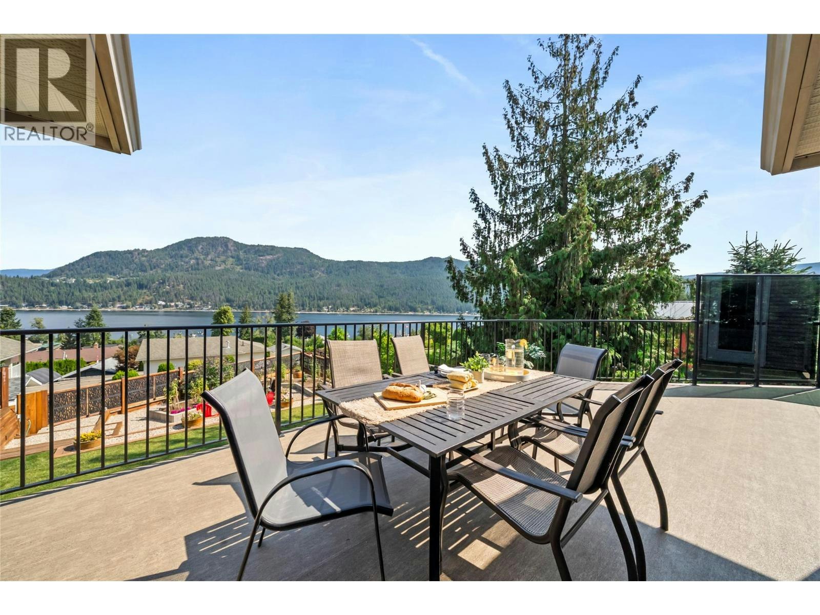 2459 Marine Place, Blind Bay, BC, V0E 1H1 - 19