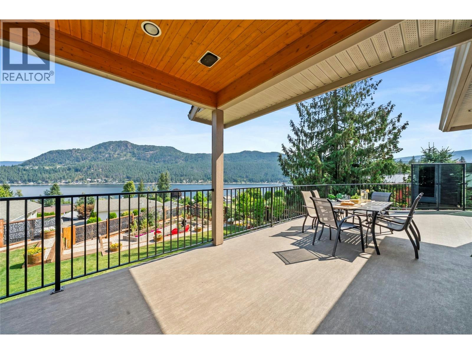 2459 Marine Place, Blind Bay, BC, V0E 1H1 - 18