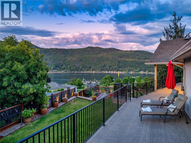 2459 Marine Place, Blind Bay, BC, V0E 1H1