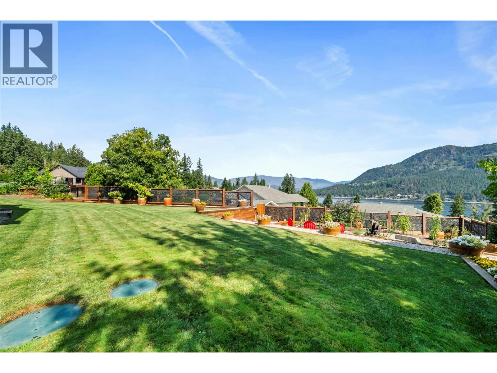 2459 Marine Place, Blind Bay, BC, V0E 1H1 - 86