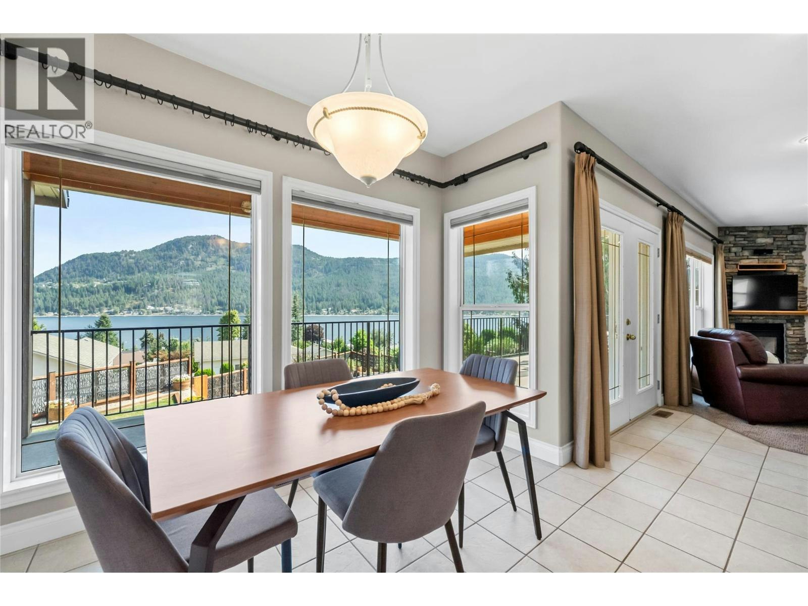 2459 Marine Place, Blind Bay, BC, V0E 1H1 - 17